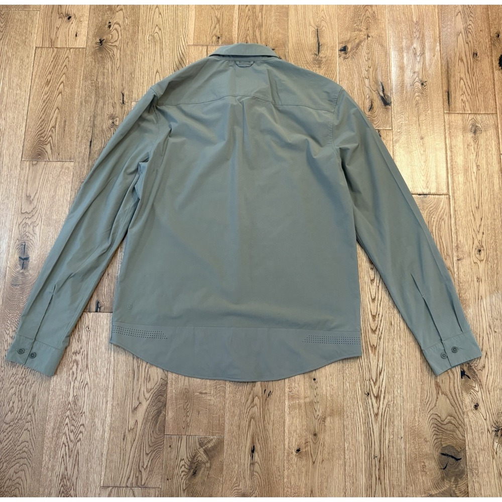 Lululemon Off The Chain Shirt Green Performance Stretch Button Down Sz Large - Picture 4 of 5